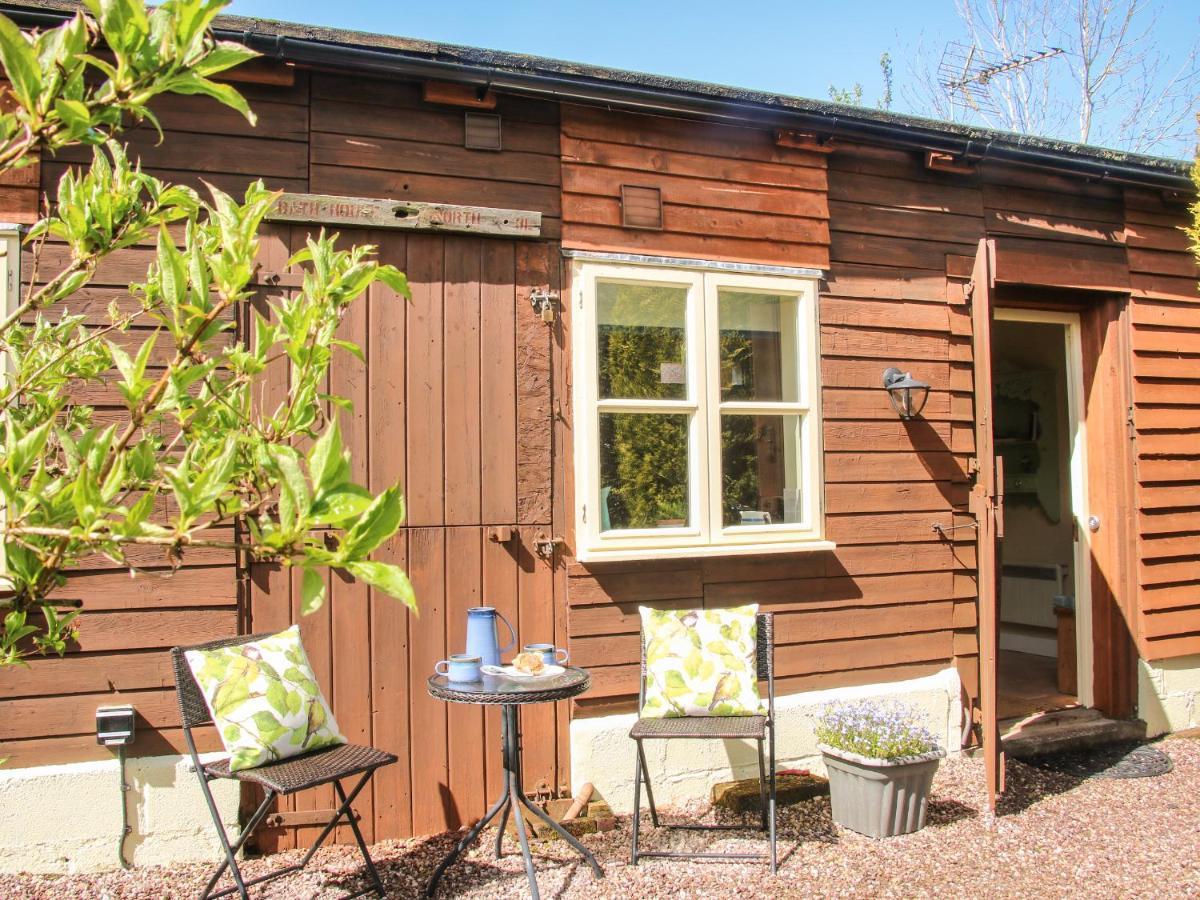 The Garden Lodge Бриджнорт Екстериор снимка